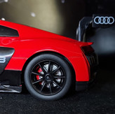 ماکت آئودی r8 lms فلزی ۱:۲۴