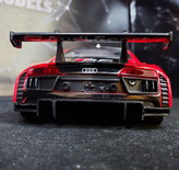 ماکت آئودی r8 lms فلزی ۱:۲۴