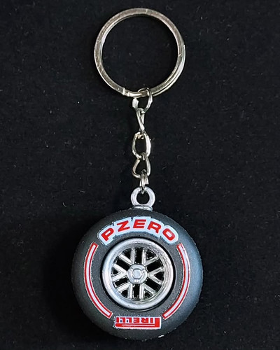جاسوییچی رینگ و لاستیک پیرلی pzero